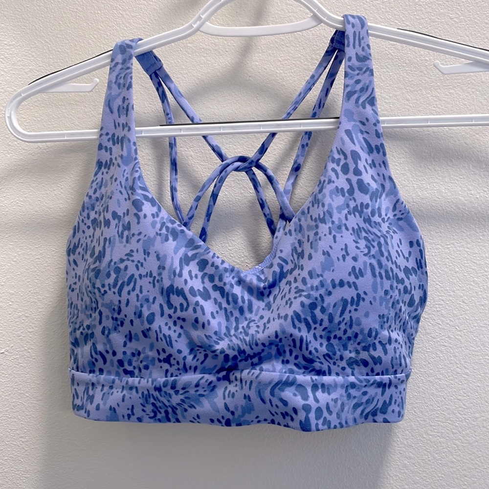 Athleta Solace Printed Bra ~ Liquid Petal Periwinkle ~ Size S. No Size Tag